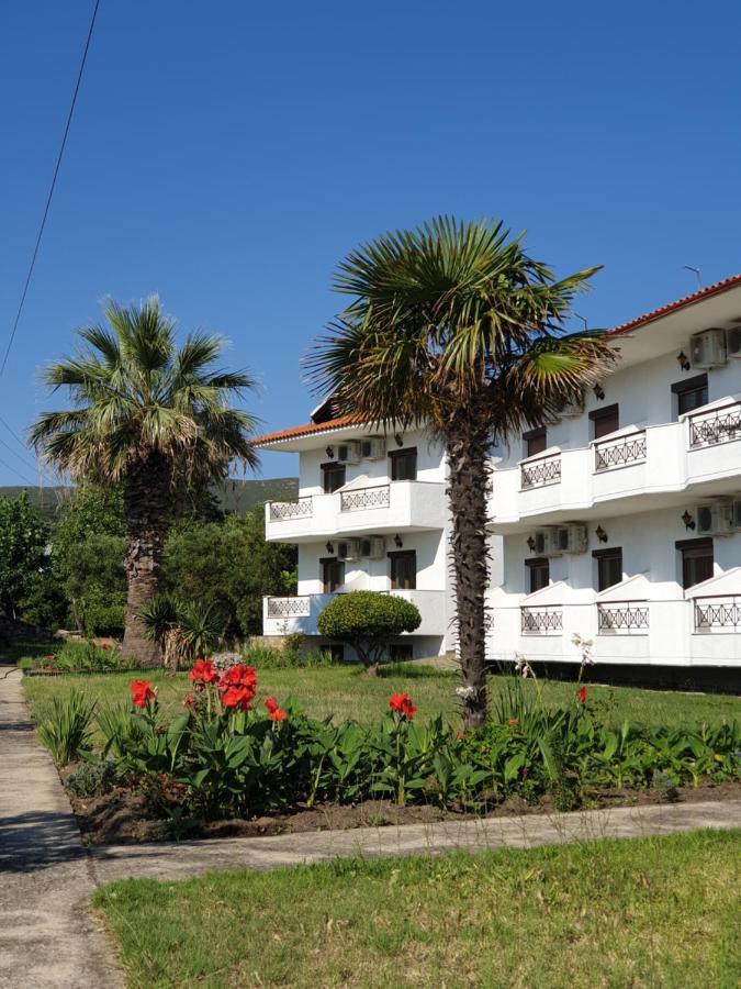 Hotel Ermioni Kalamítsion エクステリア 写真
